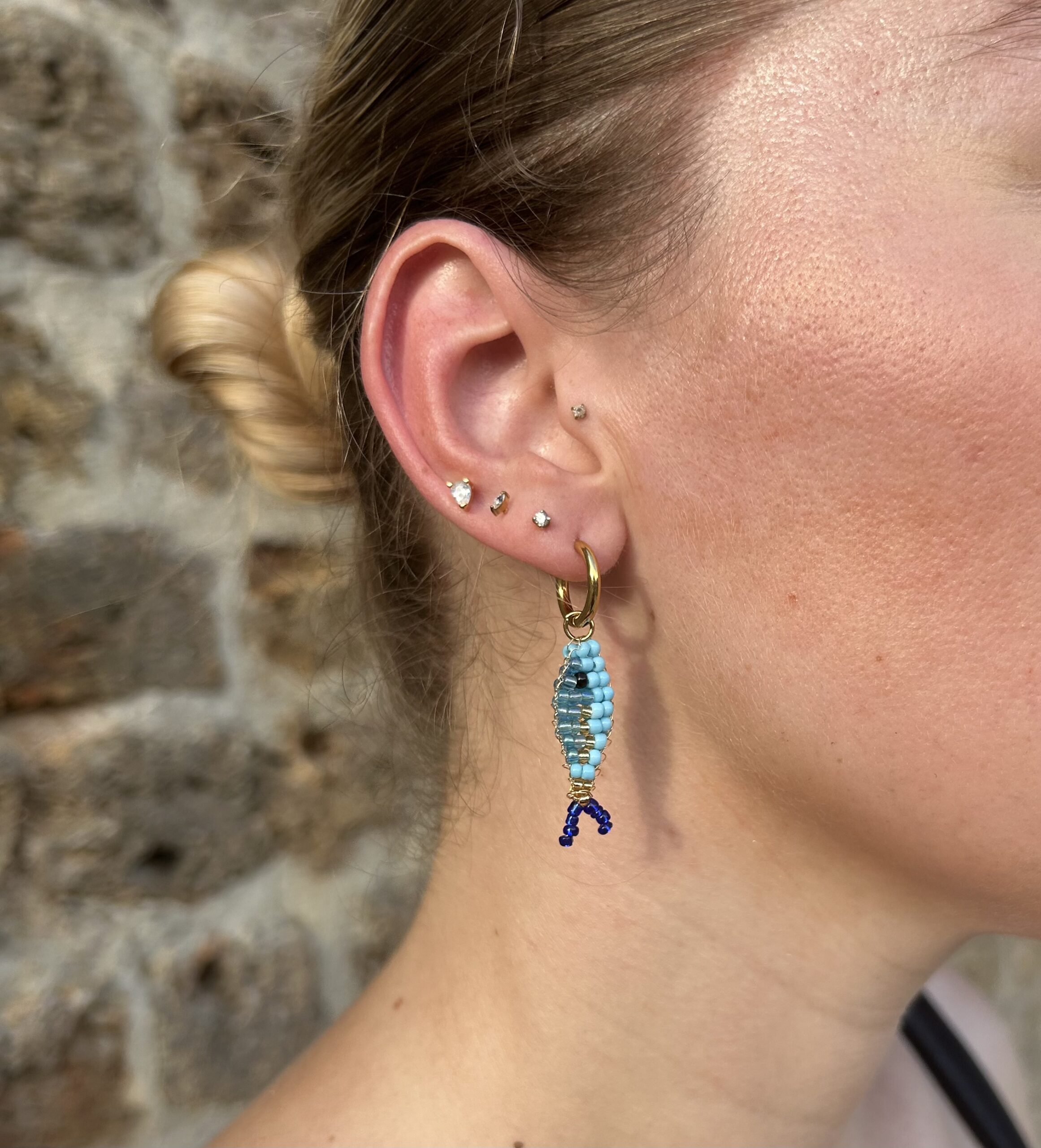 Boucles d'oreilles poisson bleu – Image 2